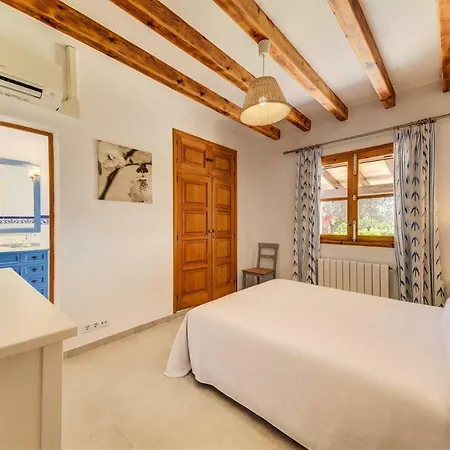 Lidia By Sealand Port de Pollença